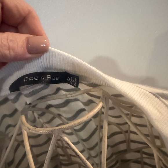 Doe & Rae Striped Ruffle Sleeve Sweatshirt - Picture 3 of 6